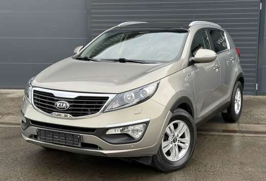 Kia 2.0 CRDi 4WD ** TOIT OUVRANT ** XÉNON ** NAVI **