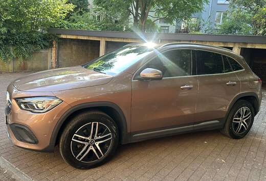 Mercedes-Benz Luxury Line / Progressive