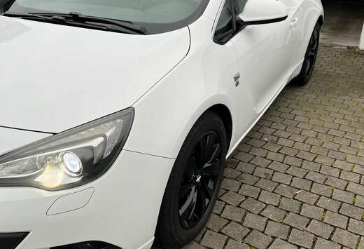 Opel GTC 1.4 Turbo Black Edition