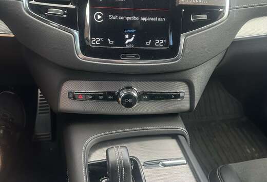 Volvo T8 AWD Recharge Ultimate Dark