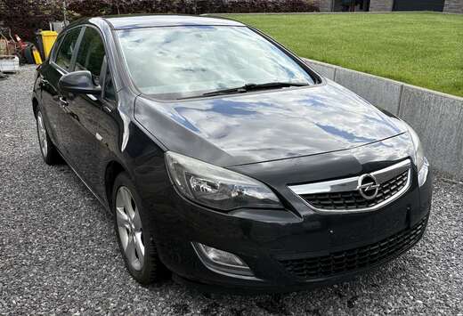 Opel 1.7 CDTi ecoFLEX Cosmo Start&Stop DPF
