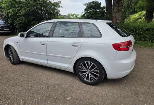 Audi 1.6 TDi Ambition S line Start/Stop DPF