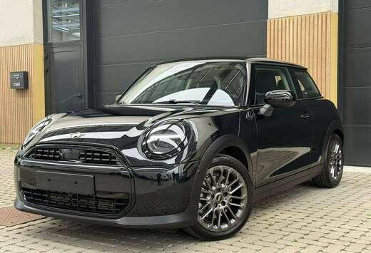 MINI Essential / Carplay / Camera / Nav / Lane assist ...