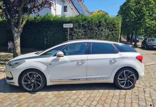 Citroen Hybrid4 EGS6 SportChic