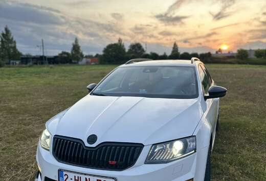 Skoda Combi 2.0 TDI (Green tec) DSG RS