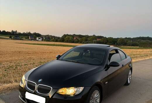 BMW Coupé 320i