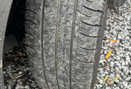 Fiat Long Châssis,grosse Charge +- 800kg. Peinture M ...