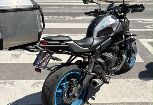 Beaucoup D’equipemen Bonne Etat Polyvalente Fiable