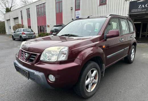 Nissan 2.0i 16v Elegance