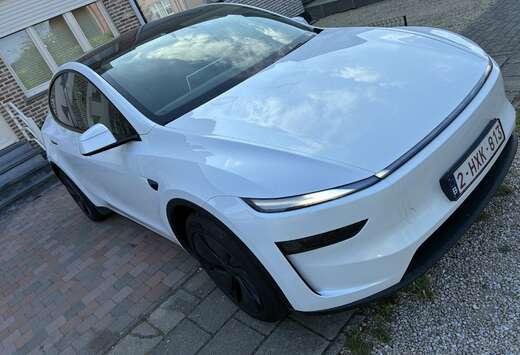 Tesla AWD premium