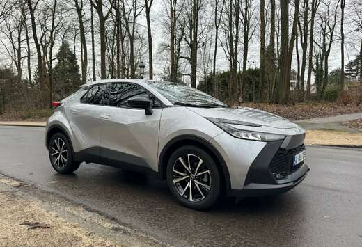 Toyota C-HR HEV 1.8 Dynamic Plus E-CVT 140Cv
