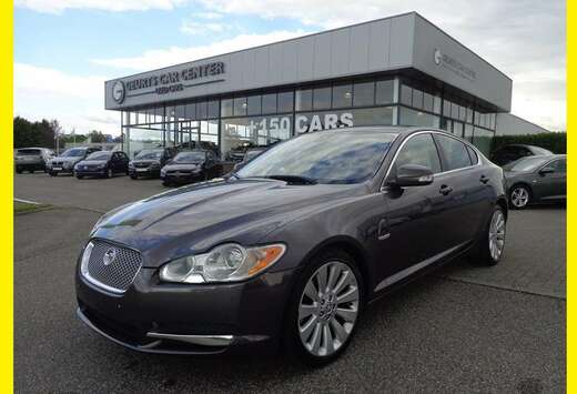 Jaguar 4.2 V8 Premium Luxury