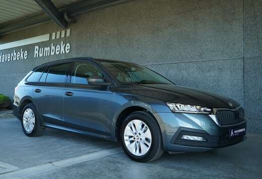 Skoda Cruise  carplay  Lane assist  clima