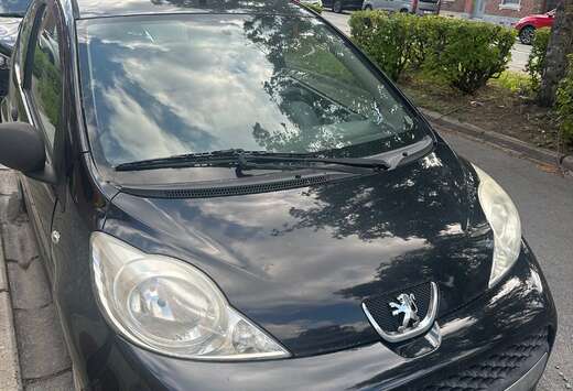 Peugeot 107 1.0i Urban Move