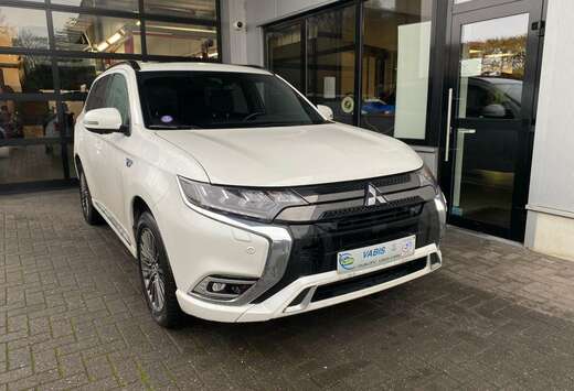 Mitsubishi 2.4 4WD Plug-In Hybrid Plus -€1000 Salon ...
