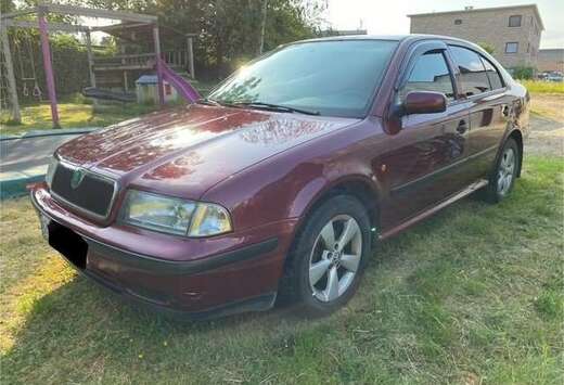 Skoda Octavia 1.6 GLX