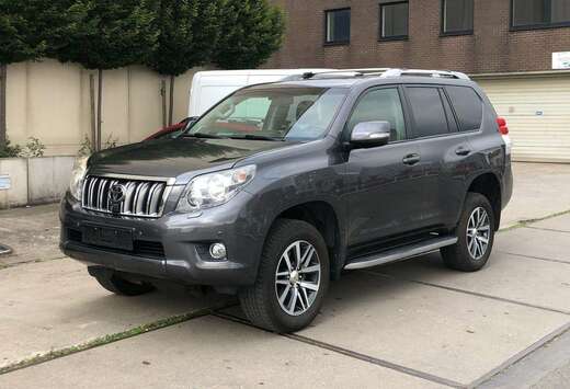 Toyota Landcruiser 3.0 D-4D Premium