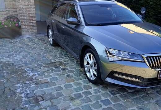 Skoda Combi 2.0 CR TDi Ambition DSG