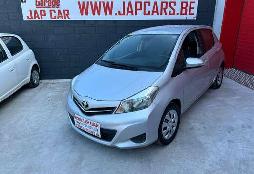 Toyota essence clim grand GPS  garantie 1an