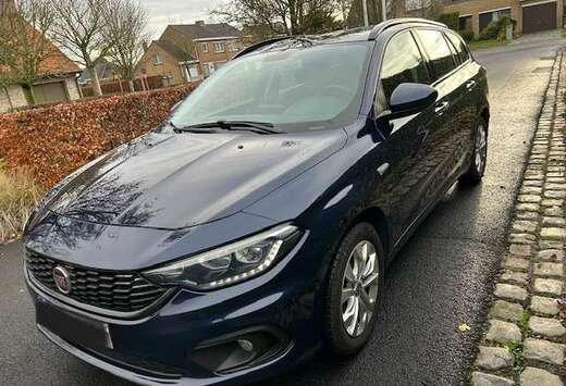 Fiat Tipo Kombi 1.6 MultiJet DCT Lounge