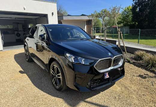 BMW iX2 66.5 kWh eDrive20 M EditionM Edition