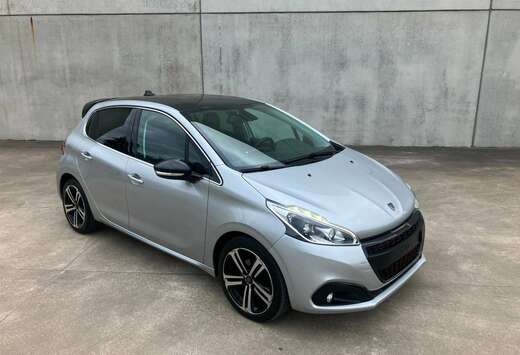 Peugeot 208 GT-Line Automaat, Camera, Carplay