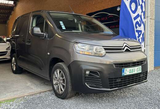 Citroen 1.5 hdi*TVA déductible*3 places*gps*airco...