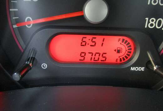Nissan Pixo 1.0i Acenta +x+x+x     9705 KM + CAR PASS ...