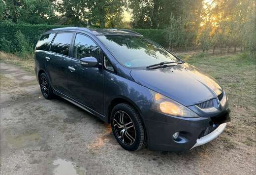Mitsubishi 2.0 DI-D 7-Sitzer Intense ✅✅✅