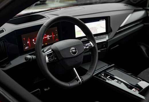 Opel Plug-in Hybrid 180 PK  Ultimate  Alcantara  ...