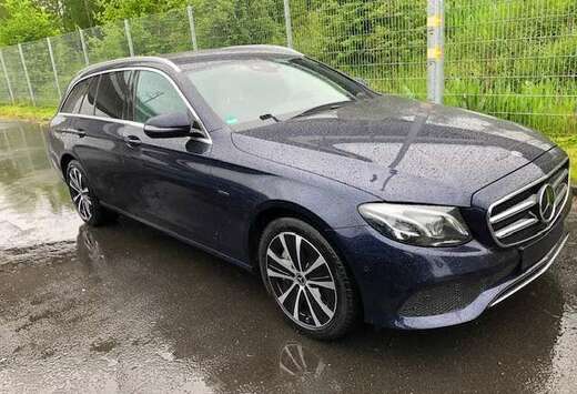 Mercedes-Benz E300de