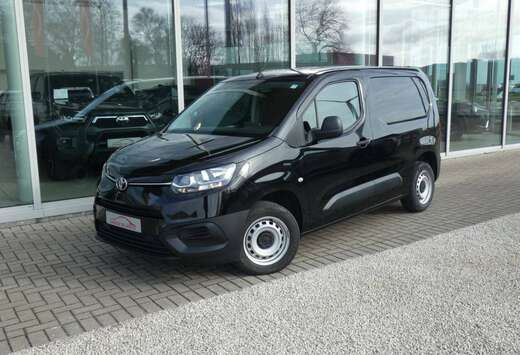 Toyota 1.5D 102pk +Trekhaak +Cargo pack +Schuifdeur + ...