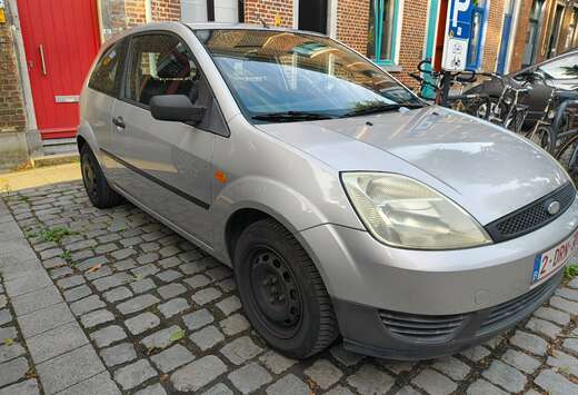 Ford Fiesta 1.3i Start