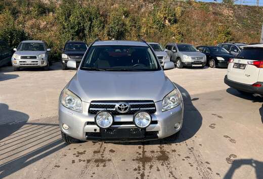 Toyota RAV4 2.0i VVT-i 16v VX