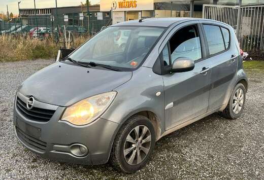 Opel 1.2 ESSENCE 94CV - SIEGES CHAUFFANTS - CLIM