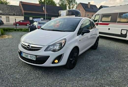 Opel Corsa 1.4i Airco - Navi - Cruise