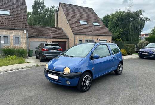 Renault 1.2i Helios 16v / Toit Pano