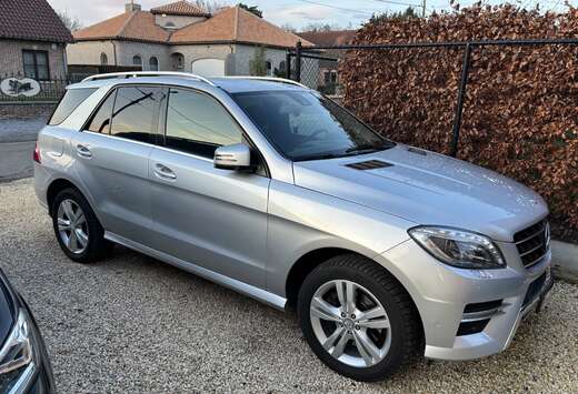 Mercedes-Benz BlueTEC 4MATIC 7G-TRONIC