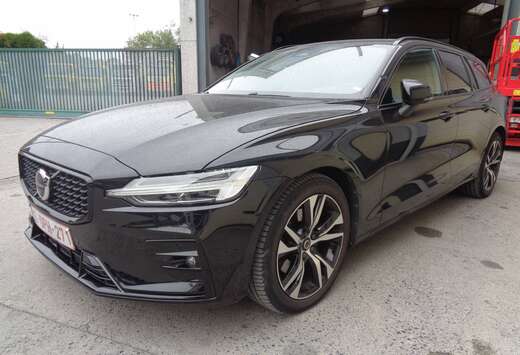 Volvo V60 2.0 B3 MHEV Ultimate Dark DCT