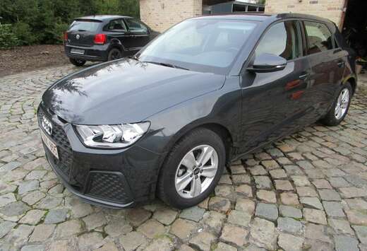 Audi 25 TFSI Attraction S tronic (EU6AP) 17355 € +