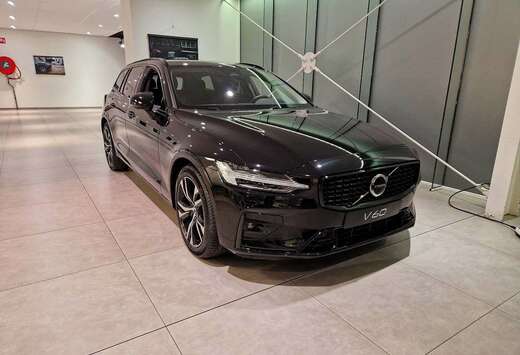 Volvo II Plus Dark, B4 Mild-hybride benzine