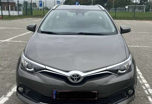 Toyota 1.6 D-4D Touring Sports Comfort