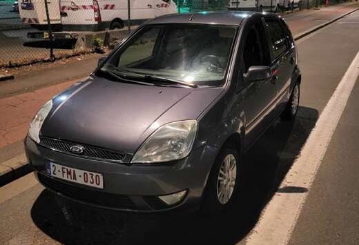 Ford 1.3i Ambiente prix a discuter