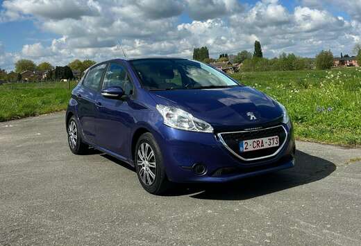 Peugeot 208 1.0i Access