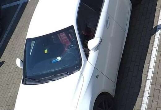 Lexus IS 300h F Sport