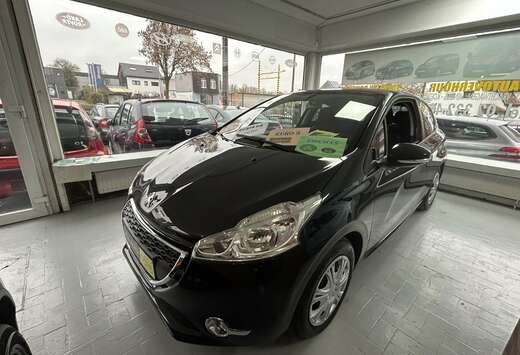 Peugeot 208 1.2i Access - garantie 12 mois -