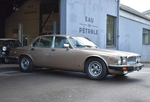 Jaguar Vanden Plas