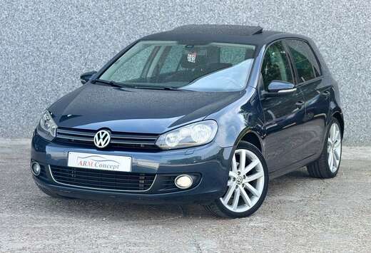Volkswagen Golf 1.4 TSI Essence toit/caméra/CarPlay/ ...
