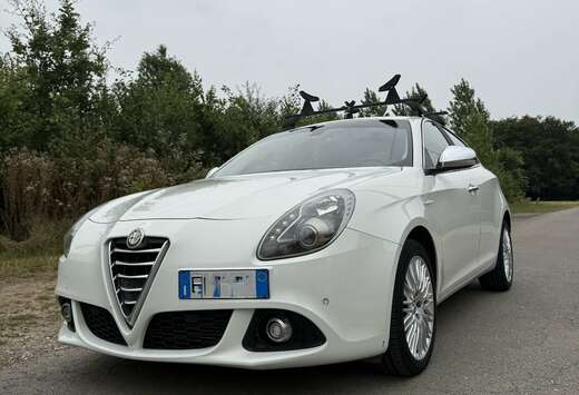 Alfa Romeo 1.6 jtdm Distinctive E5+
