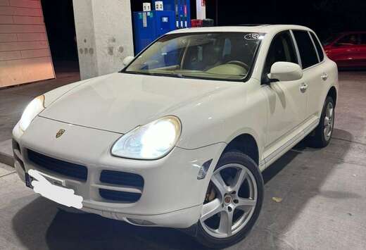 Porsche 3.2i V6 24v Tiptronic S